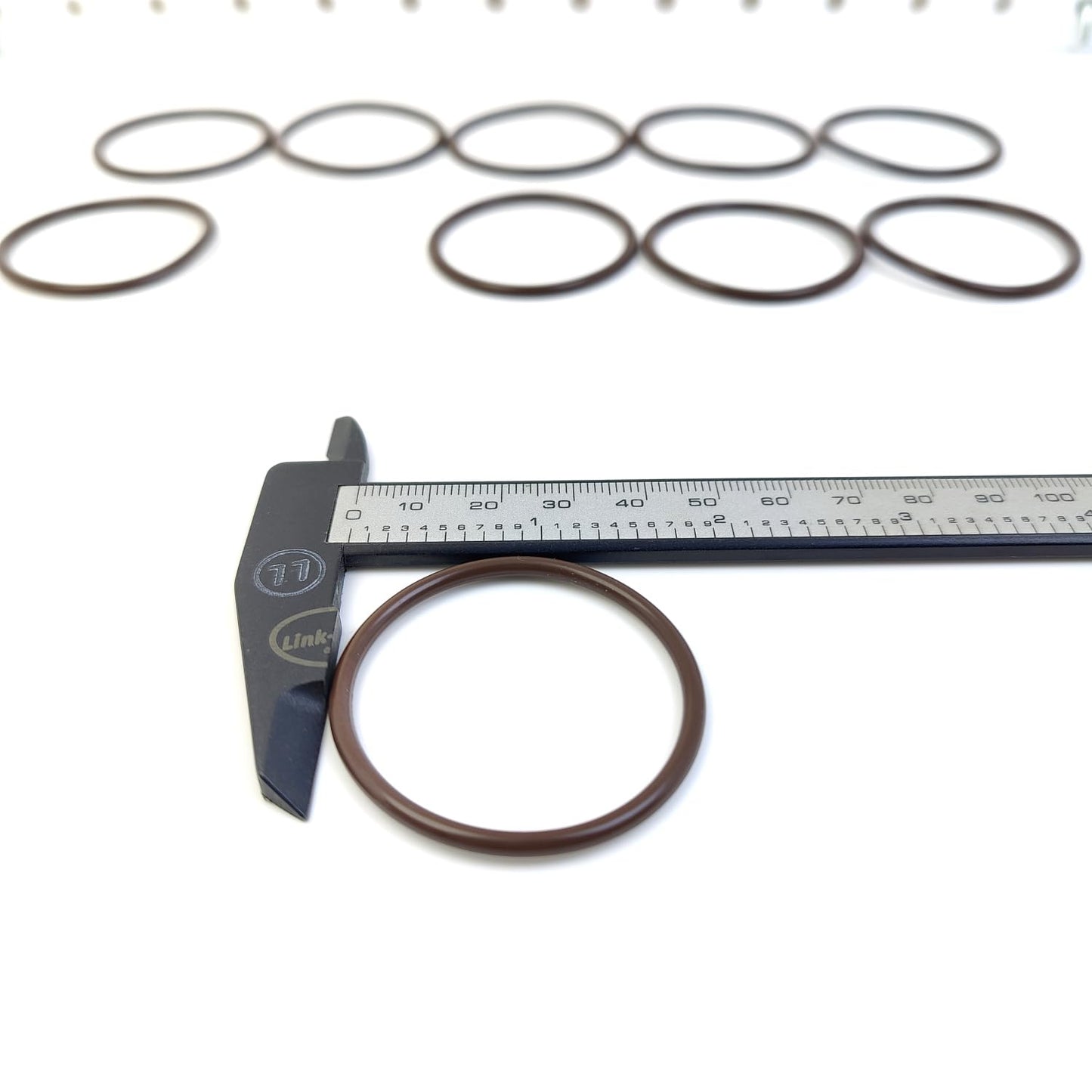 LINK-LOCK 10個 OR.03.10509 FKMバイトン 39.3×2.62 シールユニバーサルOリングキット 06.56937-1884 MAN用